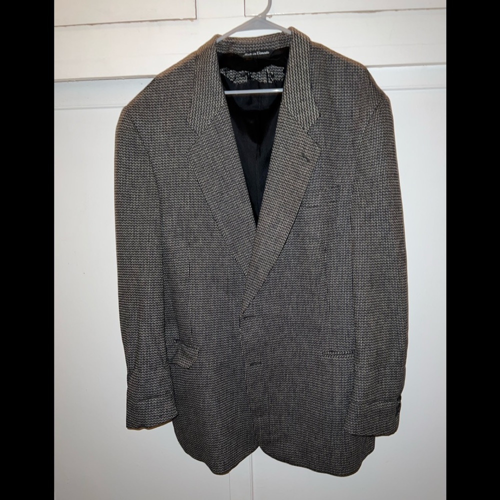 BLACK AND WHITE PATTERNED BLAZER